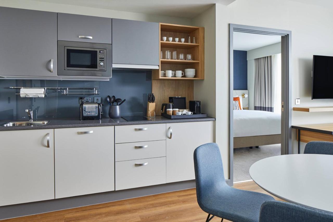 Residence Inn By Marriott Slough Buitenkant foto
